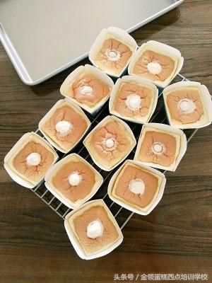 北海道戚风杯子蛋糕制作方法
